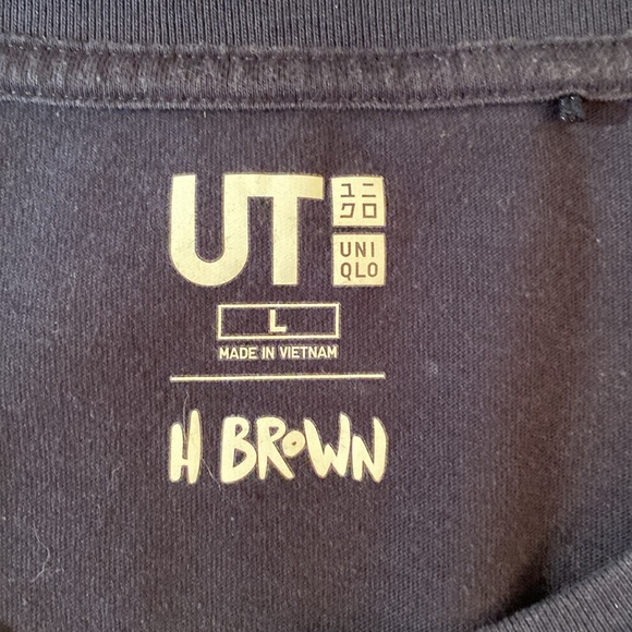 UNI QLO - H Brown short sleeve t-shirt. Size L - Picture 3 of 10